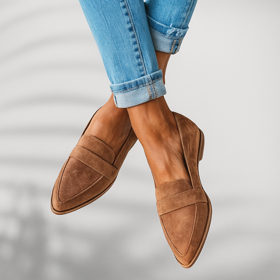 Idalia | Loafers in camoscio con punta affusolata